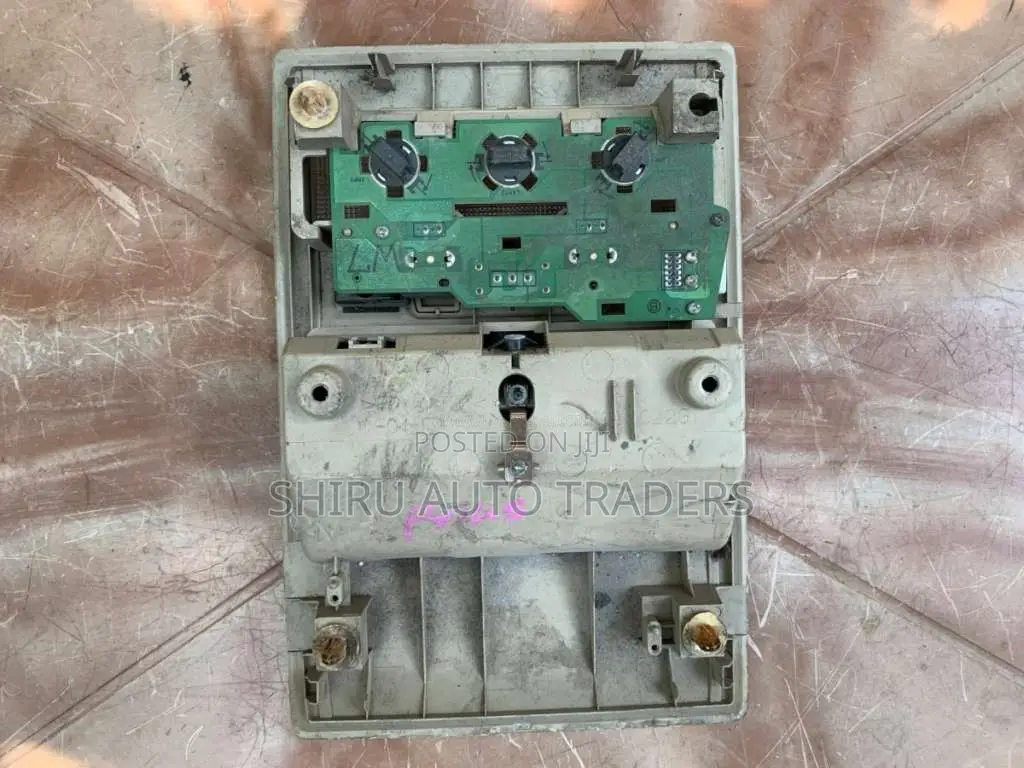 Toyota prius 20 hood lamp for Car