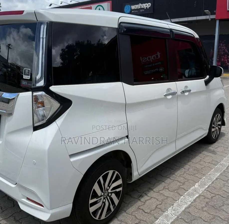 Toyota Roomy Custom G 2023 Car (Used)