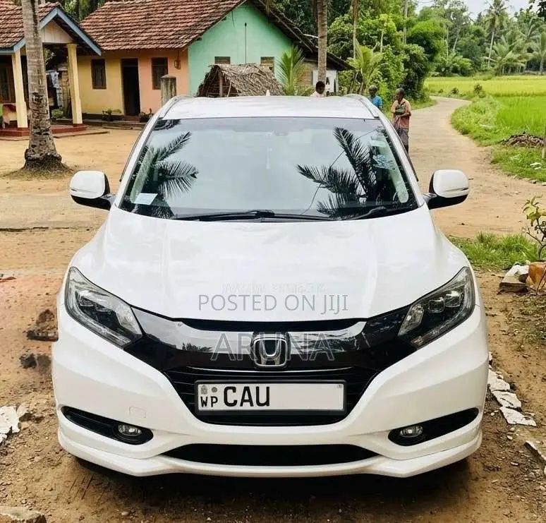Honda Vezel 2016 SUV (Used)