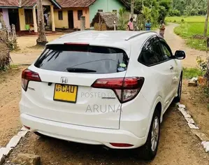 Honda Vezel 2016 SUV (Used)