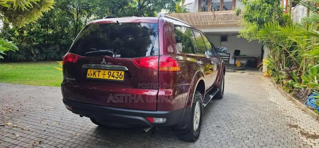 Mitsubishi Montero Sport 2012 SUV (Used)