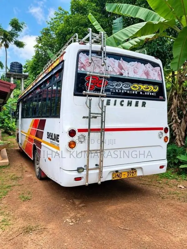Eicher Skyline 2018 Bus (Used)