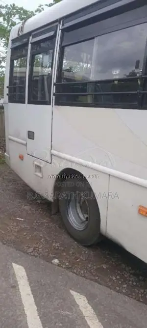Eicher Starline 2015 Bus (Used)