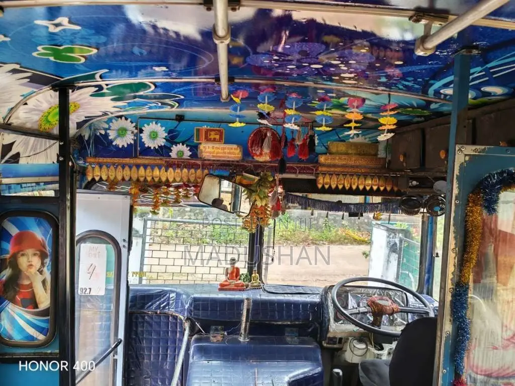 Ashok-Leyland Viking 2005 Bus (Used)