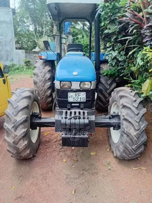New-Holland 7500 2017 Tractor (Used)