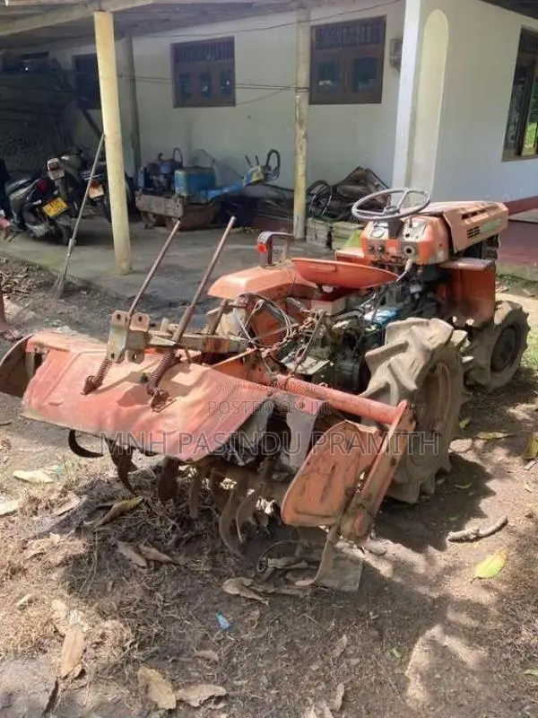 Kubota Japan 1997 Tractor (Used)