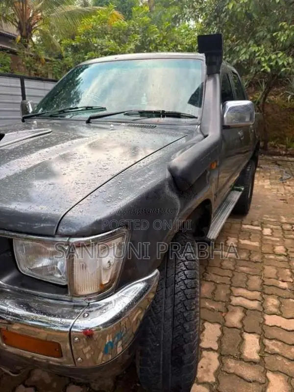 Toyota Hilux 1991 Pickup (Used)