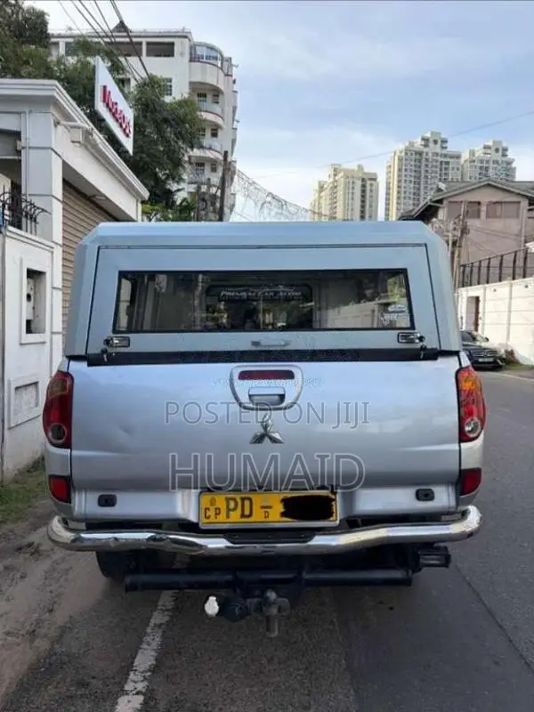 Mitsubishi L200 2007 Pickup (Used)