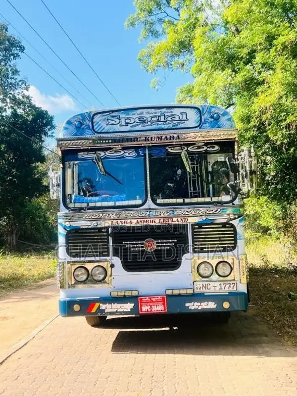 Ashok-Leyland Viking 2015 Bus (Used)