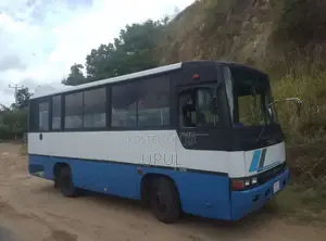 Isuzu Journey Q 1990 Bus (Used)