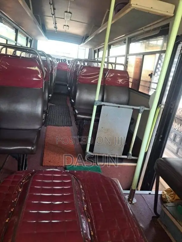 Tata LP713 Starbus 2011 Bus (Used)