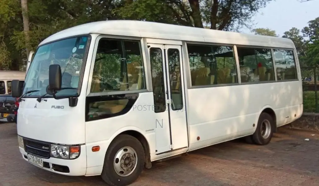 Mitsubishi Rosa 2011 Bus (Used)