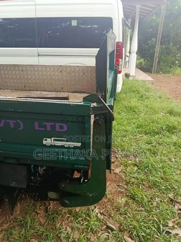 Isuzu Crewcab 1999 Crew Cab (Used)