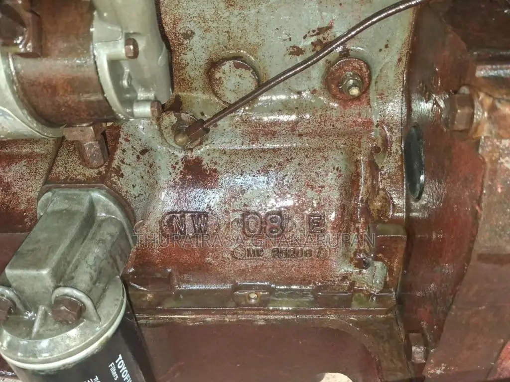 Massey-Ferguson 135 1999 Tractor (Used)