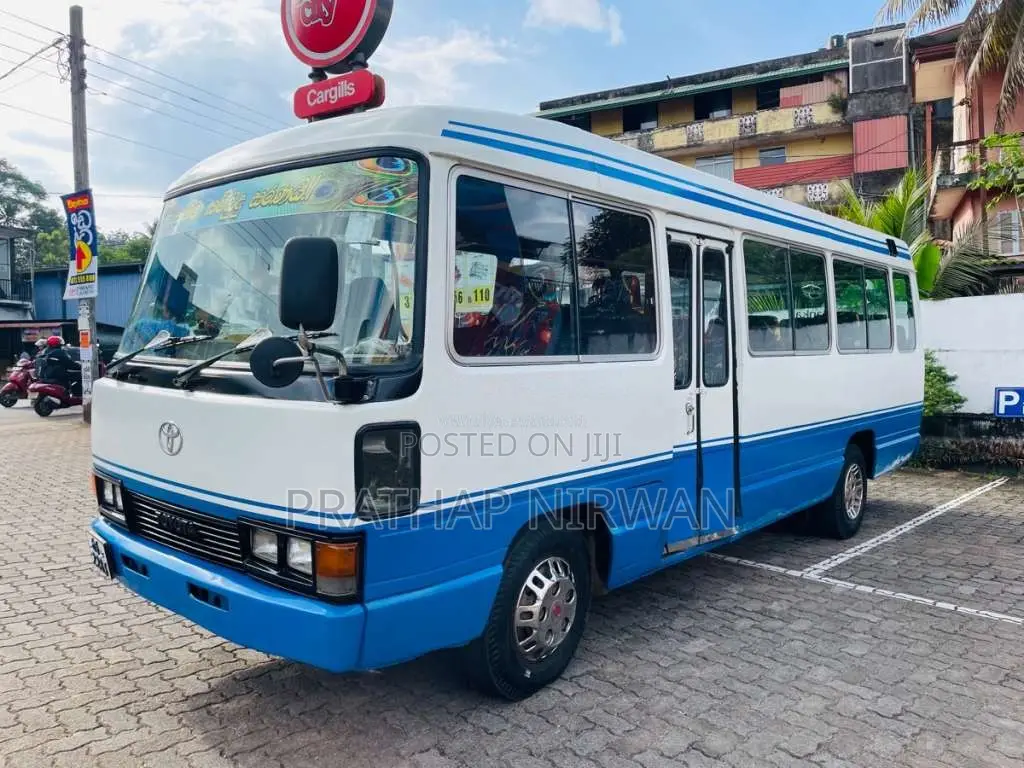 Toyota Coaster 1990 Bus (Used)