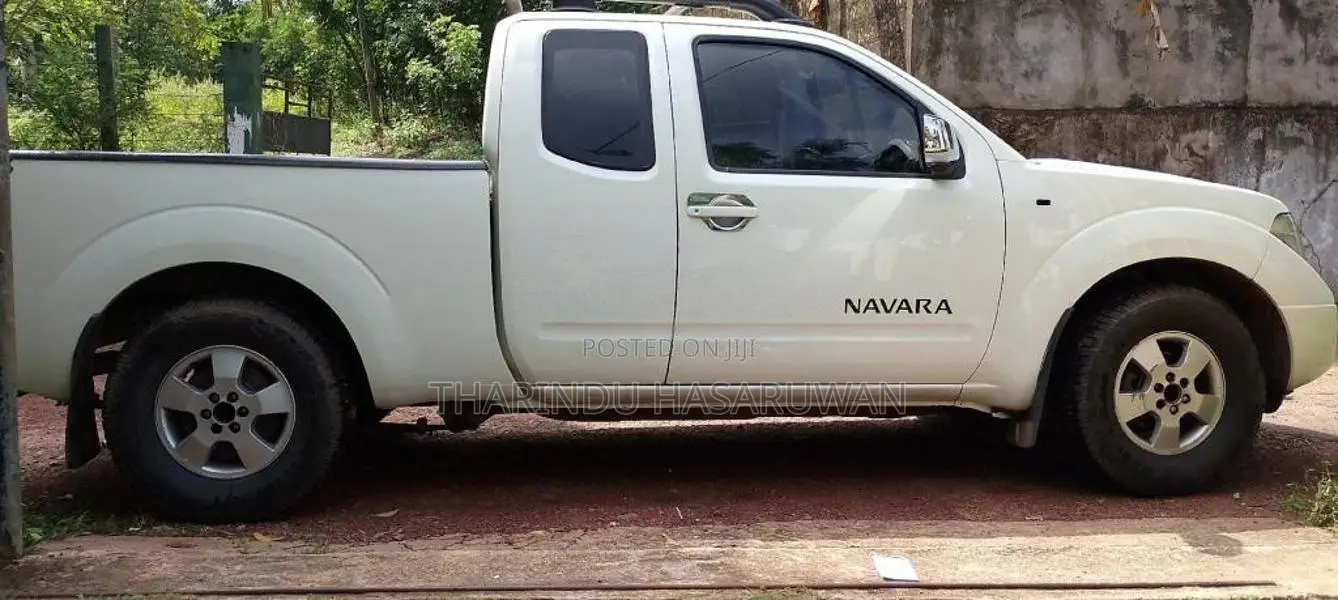 Nissan Navara 2010 Pickup (Used)