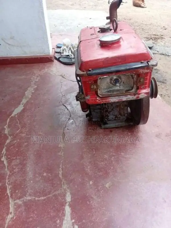 Kubota RV80 2016 Tractor (Used)