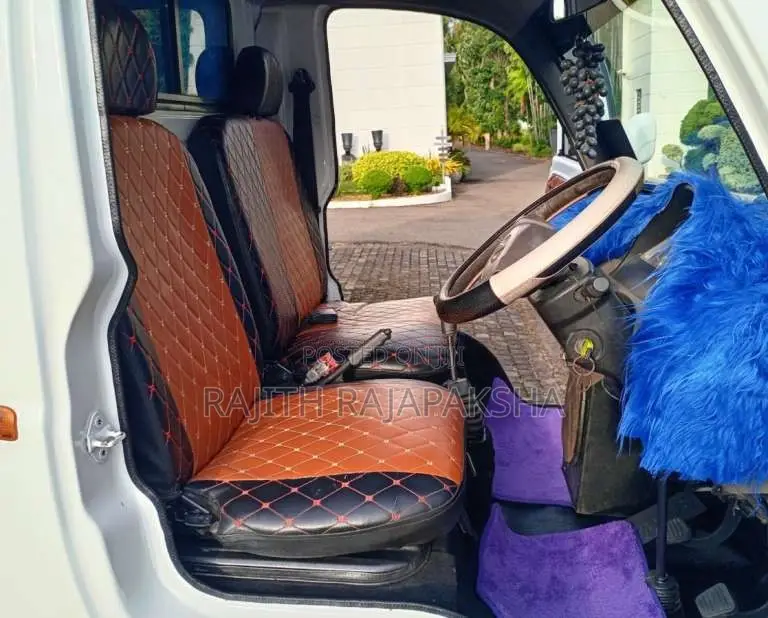 Mahindra Maxximo Plus VX 2014 Lorry (Used)
