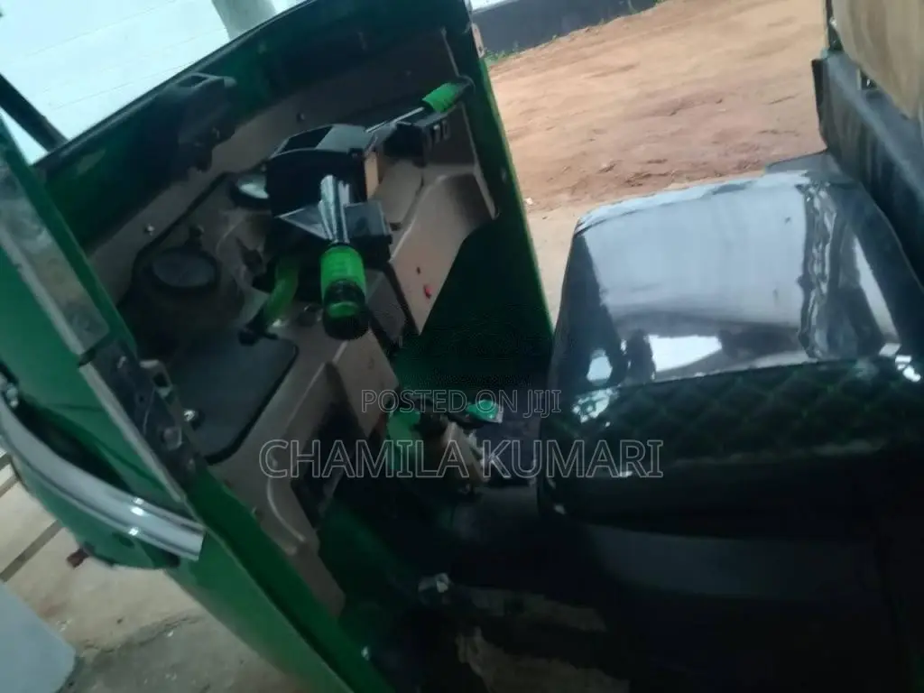 Bajaj RE 2015 Three Wheel (Used)