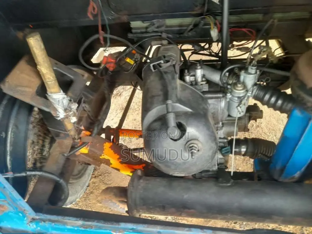 Bajaj 2 Stroke 2004 Three Wheel (Used)