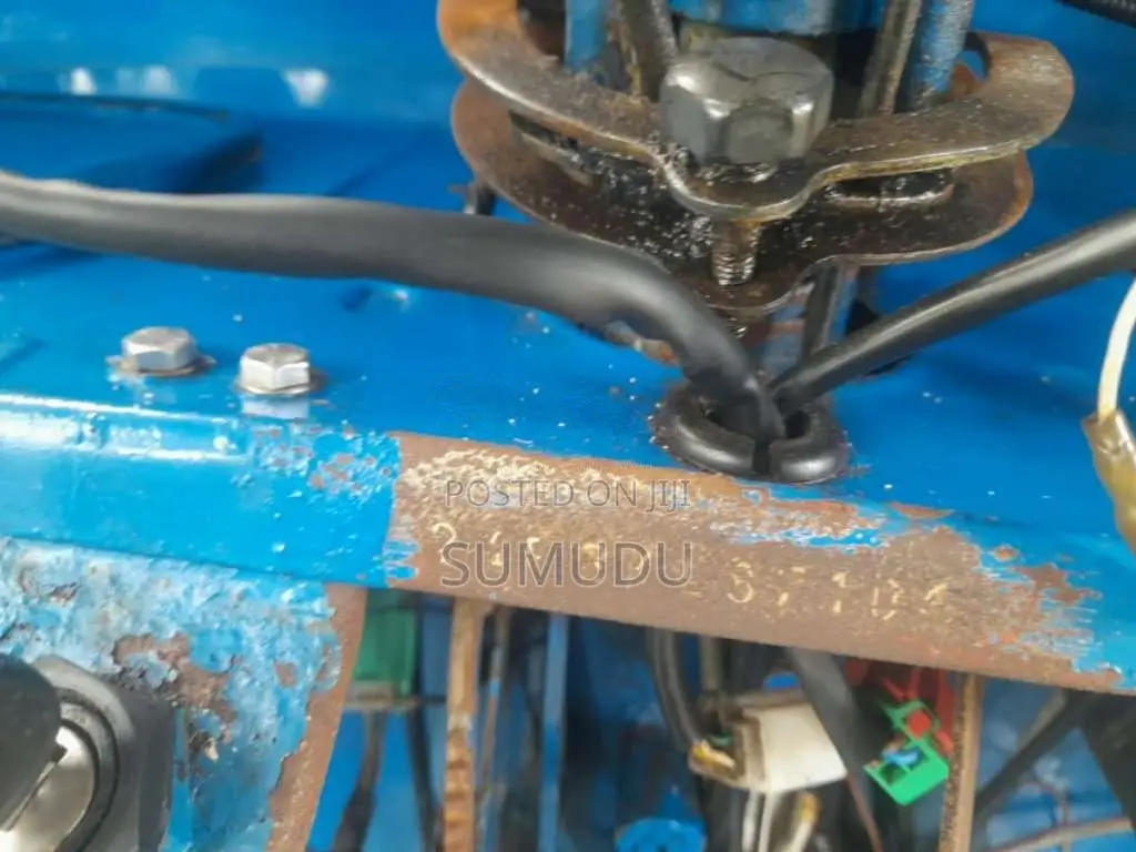 Bajaj 2 Stroke 2004 Three Wheel (Used)