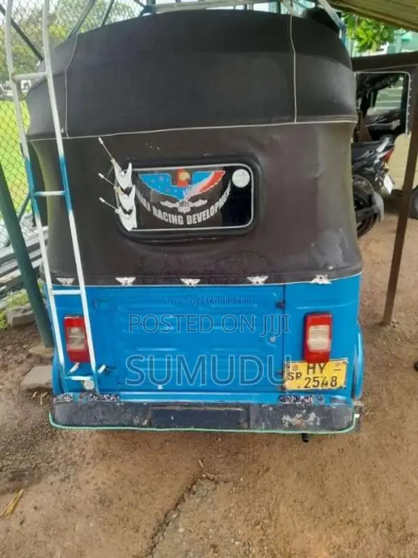Bajaj 2 Stroke 2004 Three Wheel (Used)