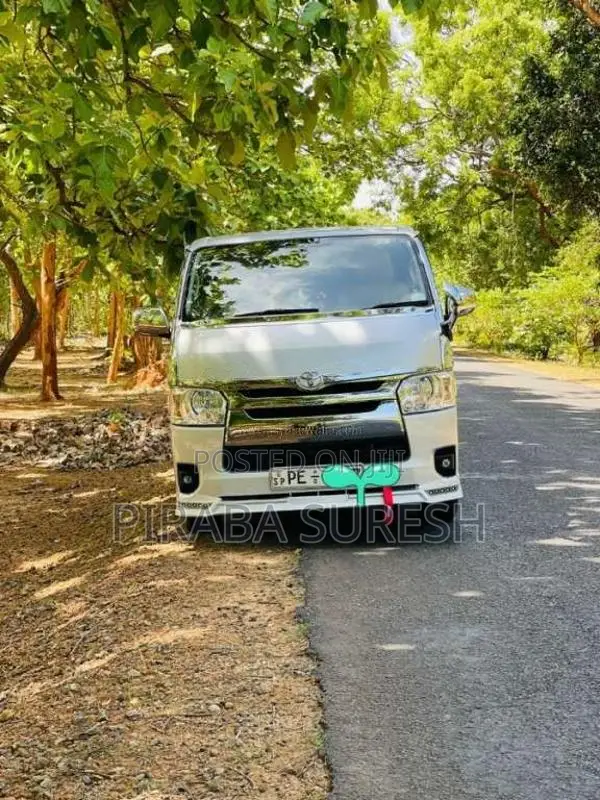 Toyota Gl 200 2006 Van (Used)