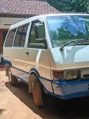 Nissan Largo 1994 Van (Used)