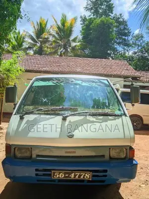 Nissan Largo 1994 Van (Used)