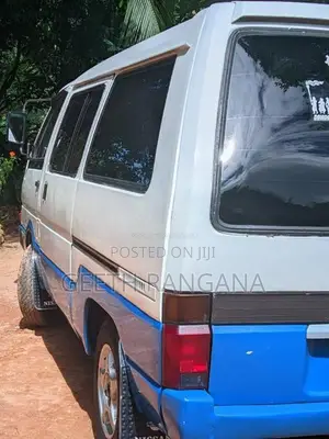 Nissan Largo 1994 Van (Used)