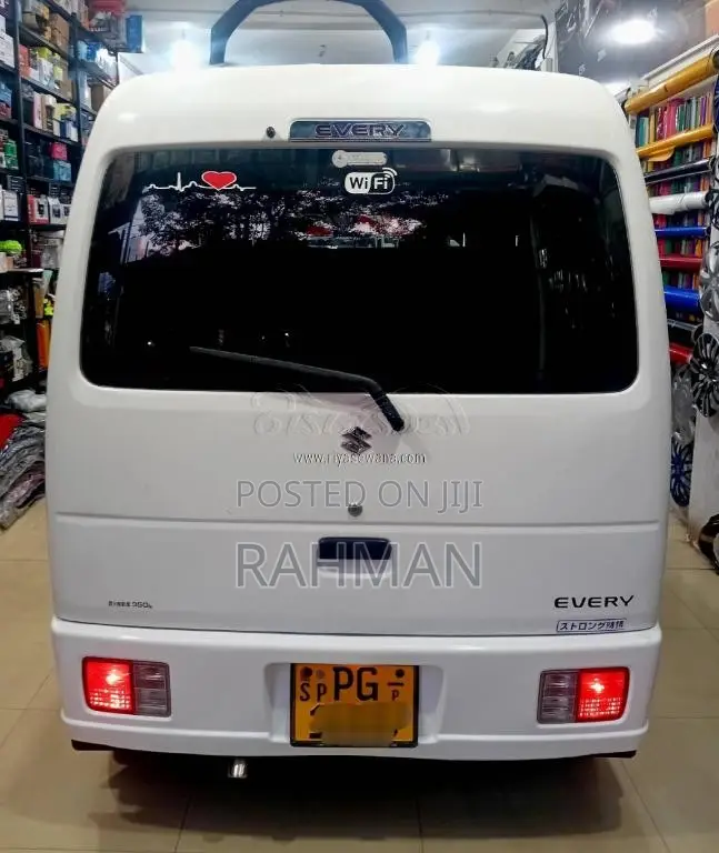 Suzuki DA64 Semi Join 2015 Van (Used)