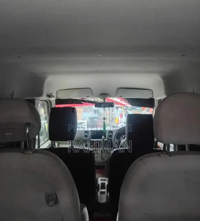Suzuki DA64 Semi Join 2015 Van (Used)