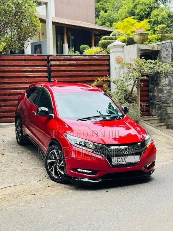 Honda Vezel Rs Sensing 2017 SUV (Used)