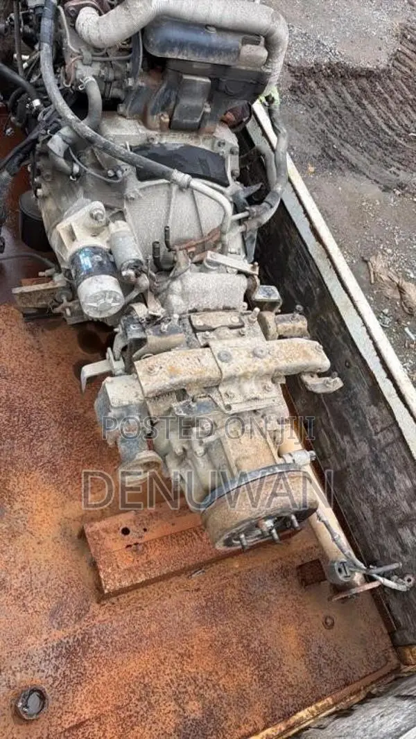 Isuzu NPR71LR 2000 Lorry (Used)