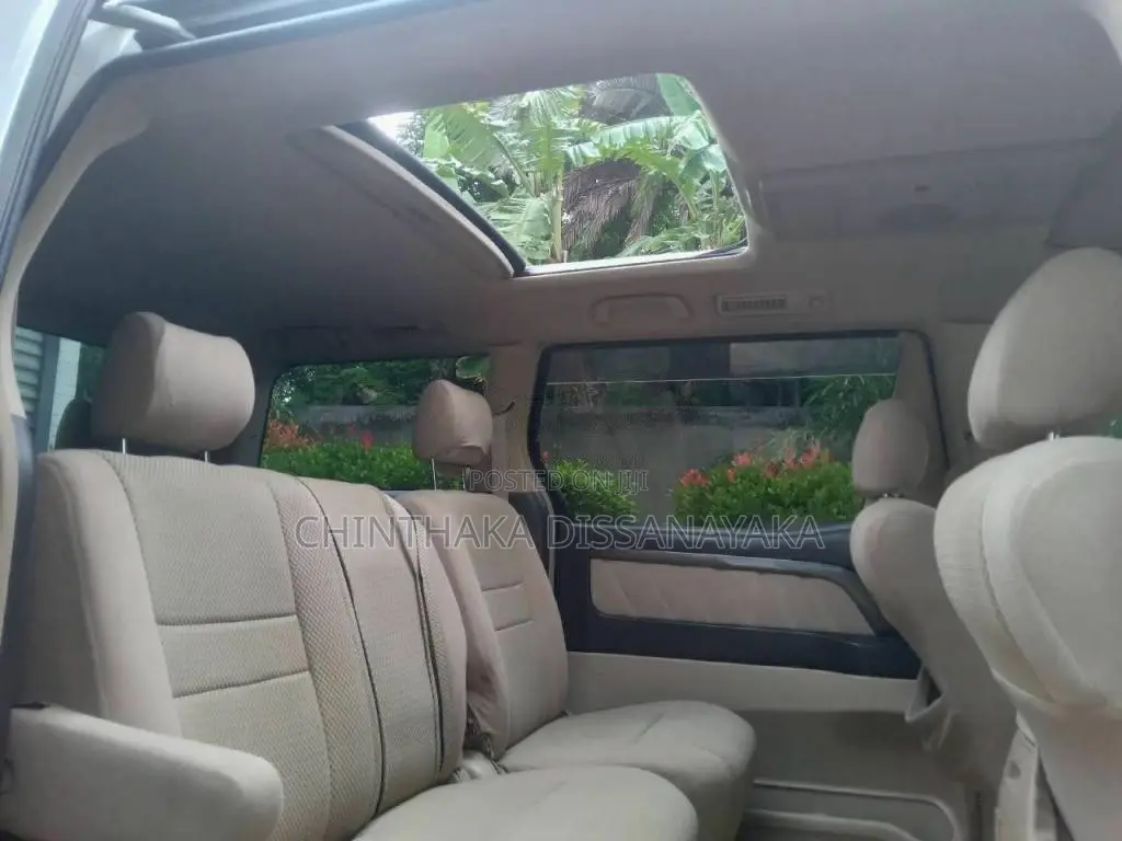 Toyota Alphard 2008 Van (Used)