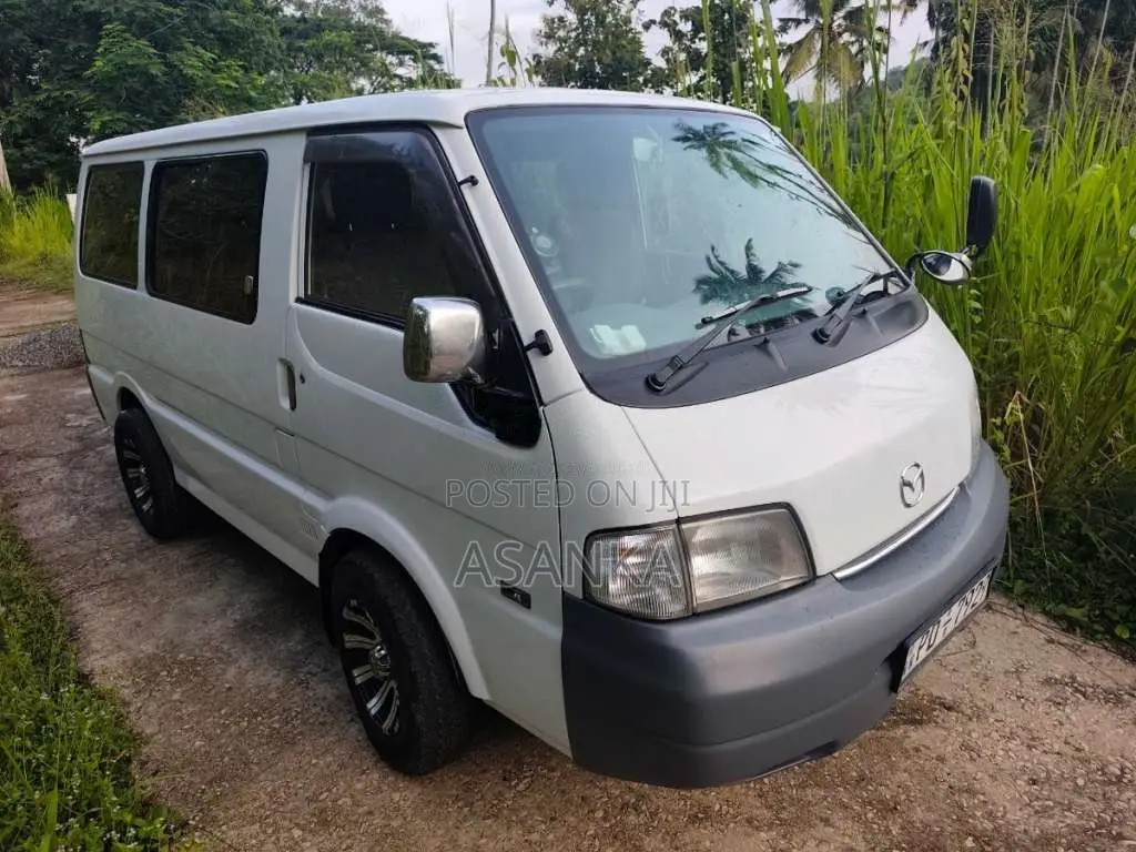 Mazda Bongo 2007 Van (Used)