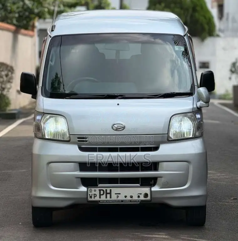 Daihatsu Hijet 2013 Van (Used)