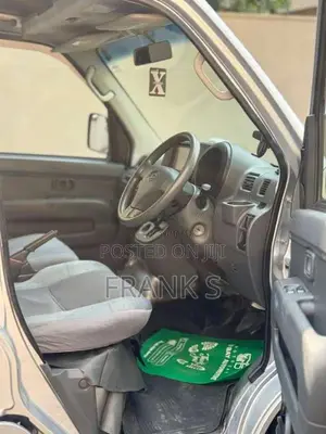 Daihatsu Hijet 2013 Van (Used)