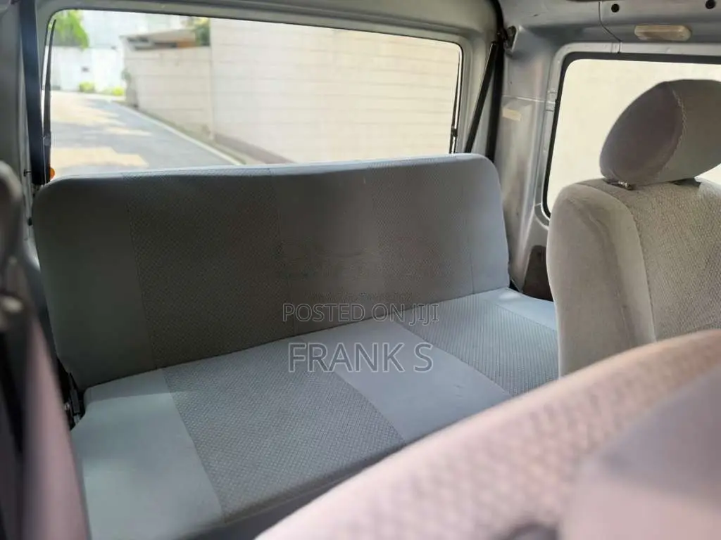 Daihatsu Hijet 2013 Van (Used)