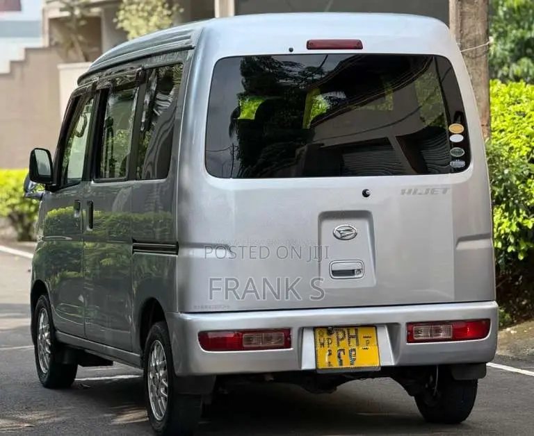 Daihatsu Hijet 2013 Van (Used)