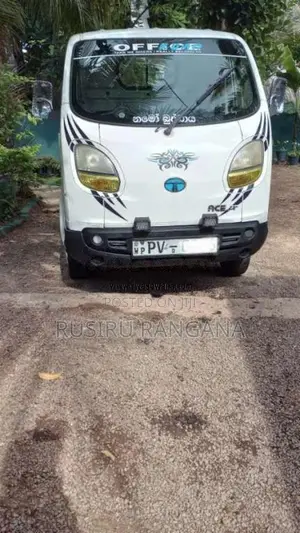 Tata Dimo Batti 2013 Lorry (Used)