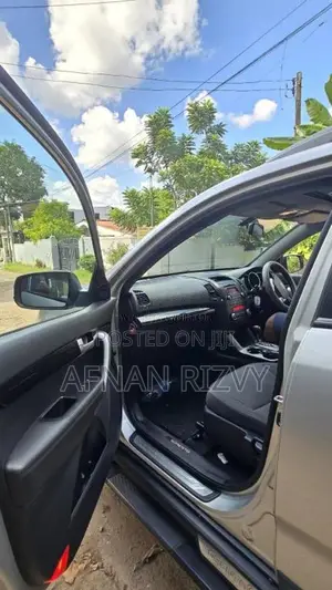 Kia Sorento 2012 SUV (Used)