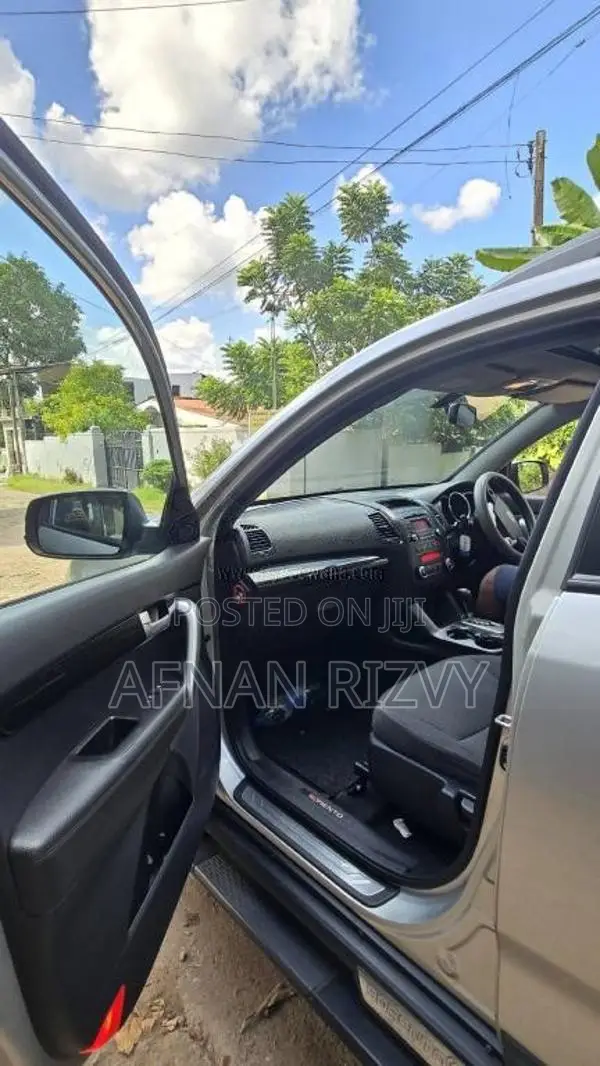 Kia Sorento 2012 SUV (Used)