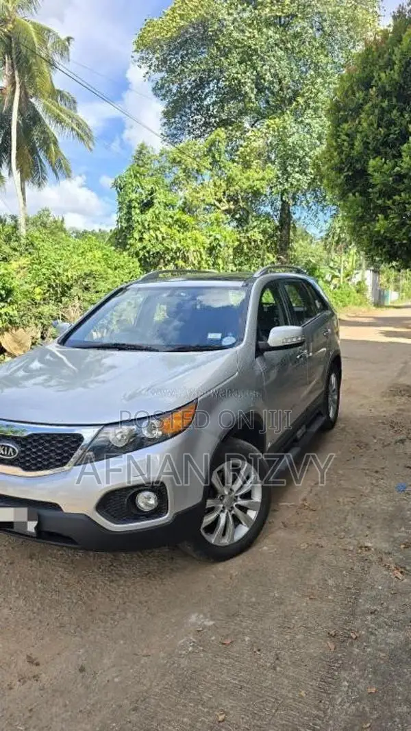 Kia Sorento 2012 SUV (Used)