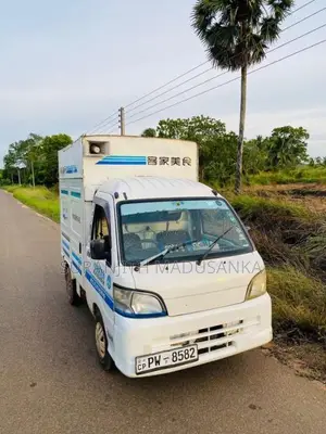 Daihatsu Hijet 2009 Lorry (Used)