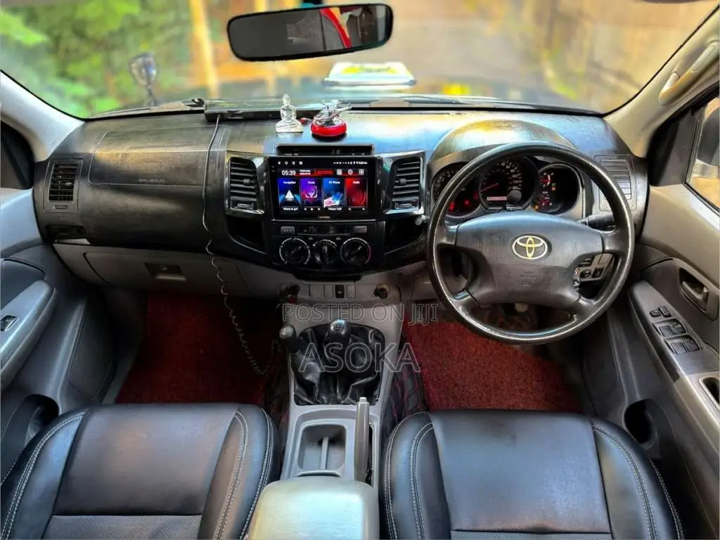 Toyota Hilux 2008 Pickup (Used)