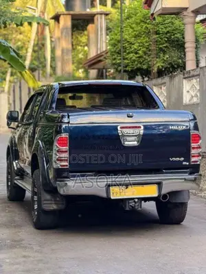 Toyota Hilux 2008 Pickup (Used)