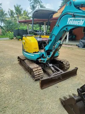 Kubota U 30 2012 Heavy-Duty (Used)