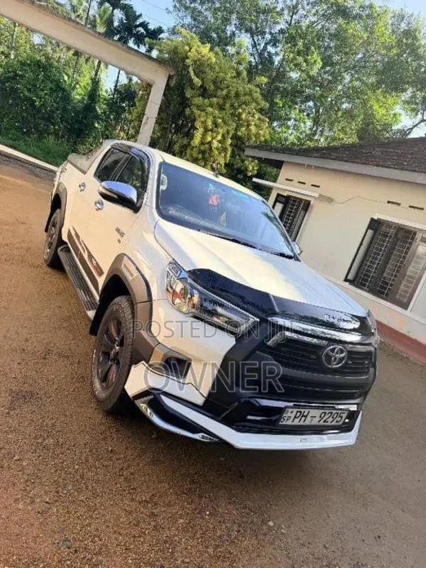 Toyota 2016 Toyota 2016 Pickup (Used)