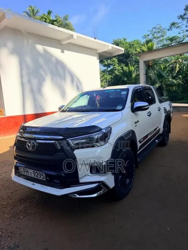 Toyota 2016 Toyota 2016 Pickup (Used)
